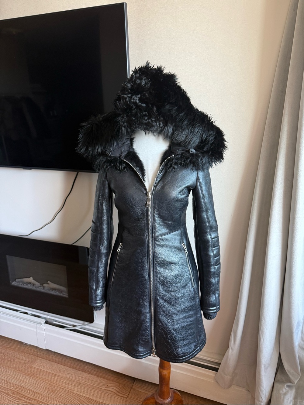Prada Authentic Black Alpaca and Ship Fur-Trim Leather Coat - Women